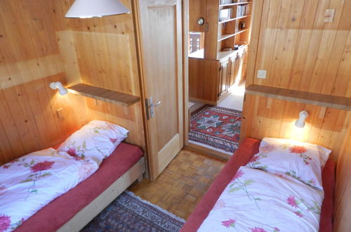 Photo 18 - 3 bedroom Apartment in Saanen