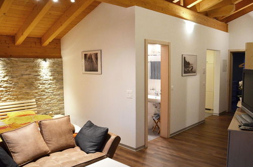 Photo 2 - 2 bedroom Apartment in Saas-Grund with garden