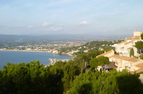 Photo 16 - Appartement de 1 chambre à Saint-Cyr-sur-Mer avec terrasse et vues à la mer