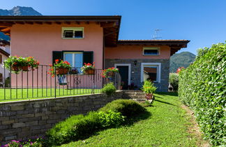 Foto 1 - Casa de 4 habitaciones en Colico con jardín y terraza