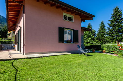 Foto 30 - Casa con 4 camere da letto a Colico con giardino e terrazza