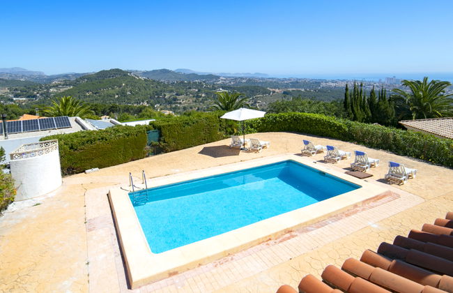 Casa de 4 quartos em Calp com piscina privada e jardim - Foto 20