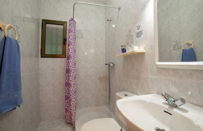 Casa de 4 quartos em Calp com piscina privada e jardim - Foto 14
