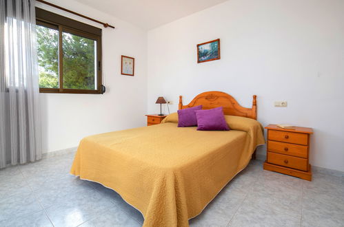 Foto 5 - Casa con 3 camere da letto a Calp con piscina privata e giardino