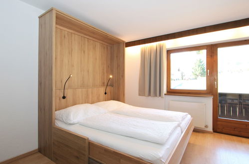 Foto 9 - Apartamento de 1 habitación en Fügen con jardín y sauna