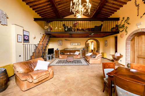 Photo 9 - 4 bedroom House in San Gimignano with private pool and garden