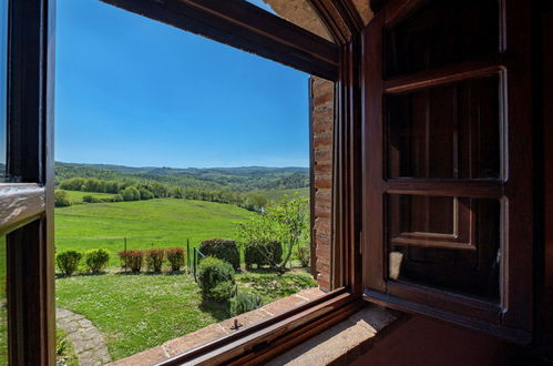 Foto 21 - Casa con 4 camere da letto a San Gimignano con piscina privata e giardino