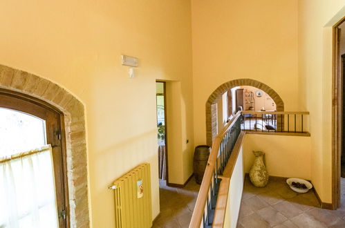 Photo 16 - 4 bedroom House in San Gimignano with private pool and garden