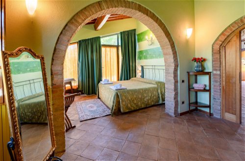 Photo 17 - 4 bedroom House in San Gimignano with private pool and garden