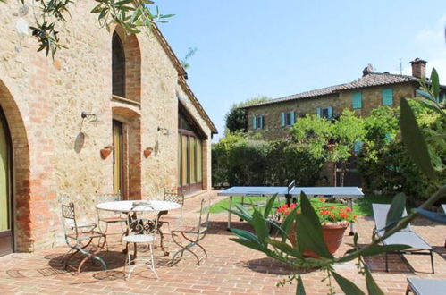Foto 27 - Casa de 4 quartos em San Gimignano com piscina privada e jardim