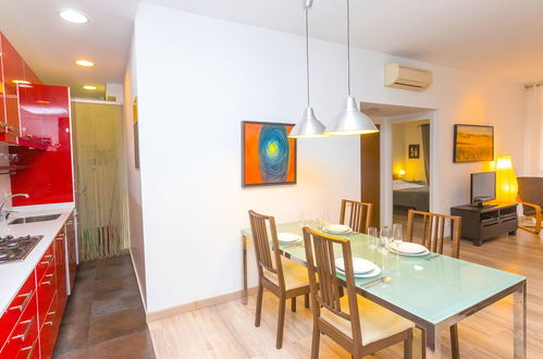 Photo 10 - 3 bedroom Apartment in Barcelona with terrace