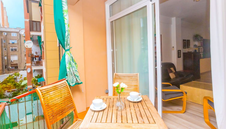 Photo 1 - 3 bedroom Apartment in Barcelona with terrace