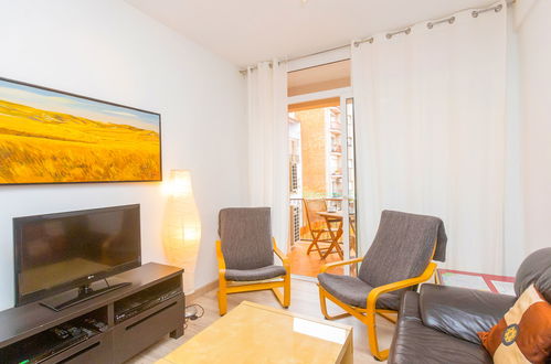 Photo 12 - 3 bedroom Apartment in Barcelona with terrace