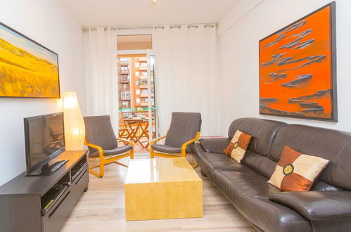 Photo 2 - 3 bedroom Apartment in Barcelona with terrace