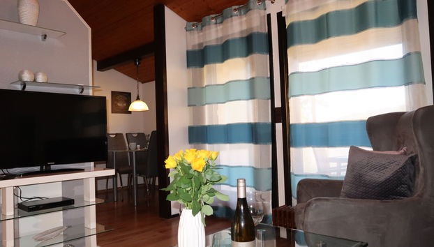 Haus mit 2 Schlafzimmern in Ronshausen mit schwimmbad und garten - Foto 2