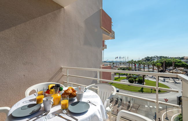 Apartamento de 2 quartos em Cavalaire-sur-Mer com terraço - Foto 2
