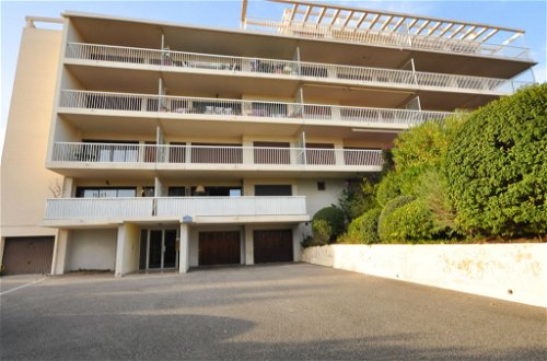 Photo 15 - Appartement de 2 chambres à Cavalaire-sur-Mer avec terrasse et vues à la mer