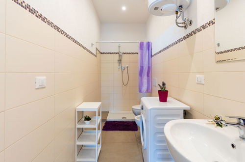 Foto 44 - Apartamento de 2 quartos em Finale Ligure com jardim e terraço