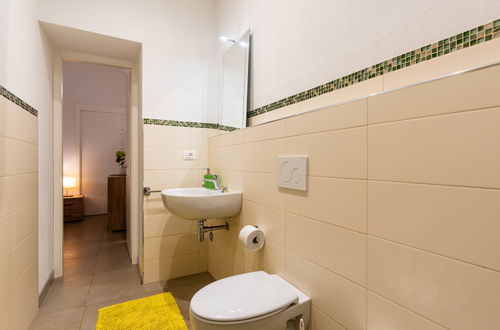 Foto 49 - Apartamento de 2 quartos em Finale Ligure com jardim e terraço