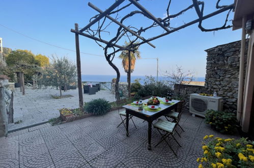 Photo 17 - Appartement de 1 chambre à Finale Ligure avec jardin et vues à la mer