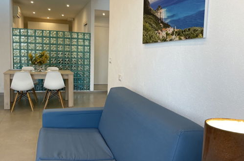 Foto 19 - Apartamento de 1 habitación en Finale Ligure con jardín y vistas al mar