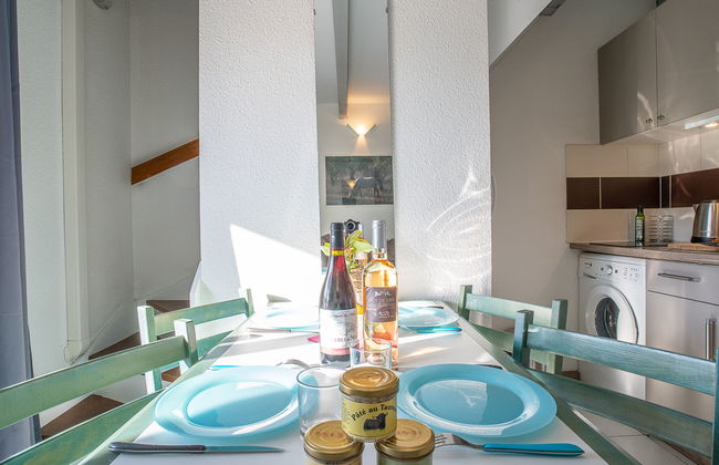 2 bedroom Apartment in Le Grau-du-Roi with swimming pool and terrace - Photo 9