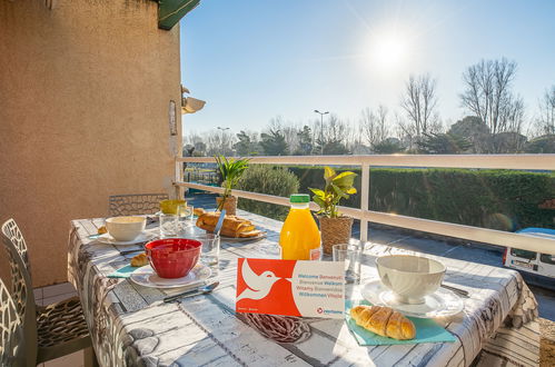 Foto 1 - Apartamento de 1 quarto em Le Grau-du-Roi com piscina e terraço