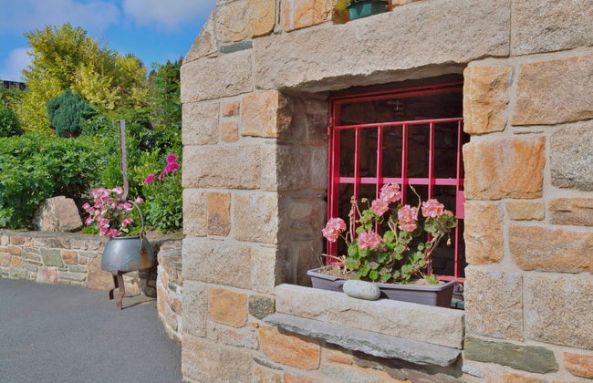 Haus mit 6 Schlafzimmern in Ploubezre mit garten und terrasse - Foto 11