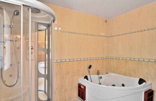 Haus mit 6 Schlafzimmern in Ploubezre mit garten und terrasse - Foto 19