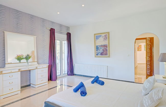 Casa de 3 quartos em Jávea com piscina privada e jardim - Foto 17