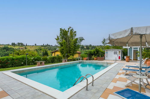 Photo 3 - 1 bedroom House in Pescia with private pool and garden