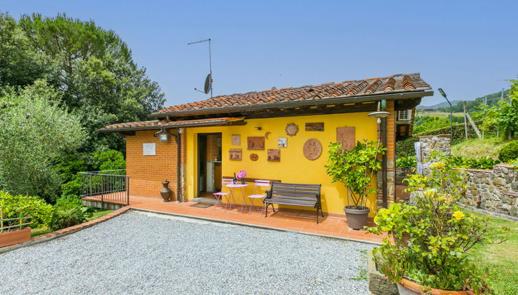 Photo 1 - 1 bedroom House in Pescia with private pool and garden