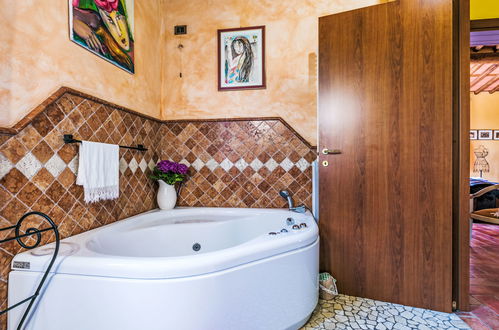 Foto 32 - Casa con 2 camere da letto a Capannori con piscina privata e giardino