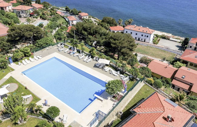 Apartamento de 3 quartos em Cipressa com piscina e jardim - Foto 15
