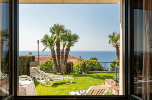 Photo 8 - 2 bedroom Apartment in Cipressa with swimming pool and sea view