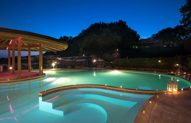Apartamento de 3 quartos em Sorano com piscina e jardim - Foto 32