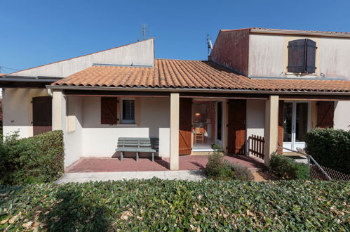 Foto 2 - Haus mit 1 Schlafzimmer in Vaux-sur-Mer mit terrasse und blick aufs meer