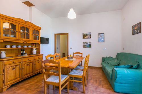 Photo 11 - 2 bedroom Apartment in Montaione with swimming pool and garden