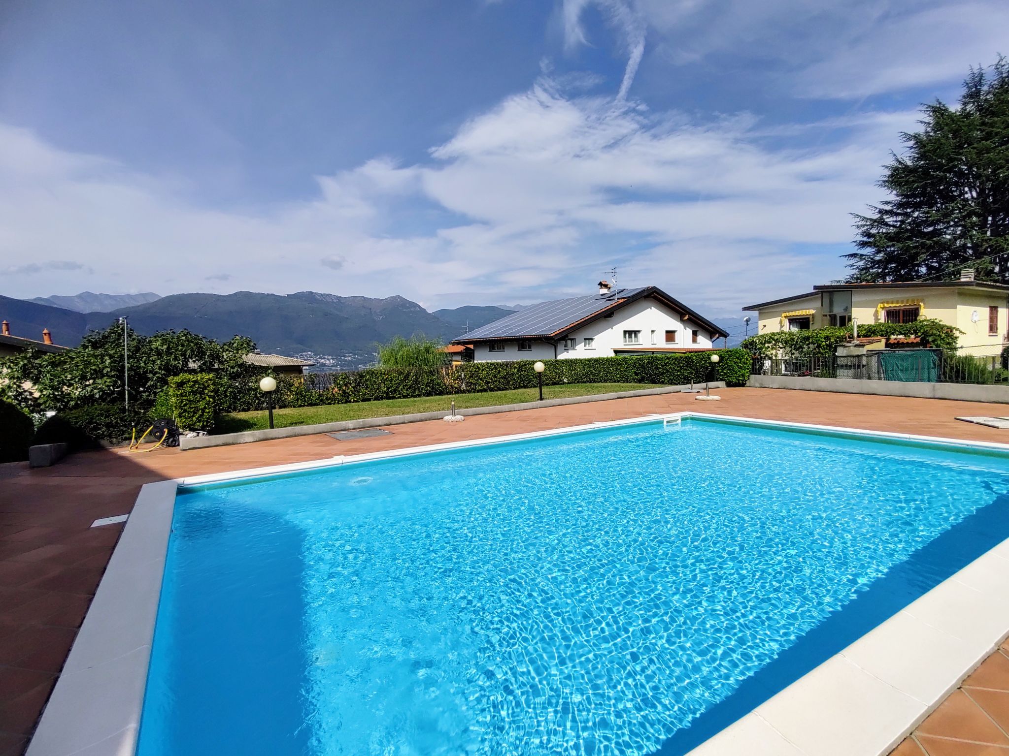 Photo 29 - 2 bedroom Apartment in Porto Valtravaglia with swimming pool and mountain view