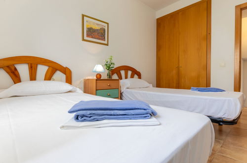 Photo 17 - 3 bedroom House in Salou with swimming pool and garden