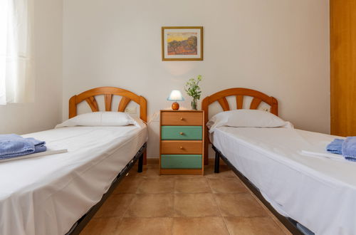 Photo 18 - 3 bedroom House in Salou with swimming pool and garden