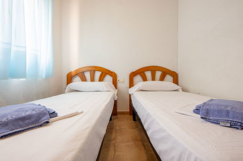Photo 14 - 3 bedroom House in Salou with swimming pool and garden