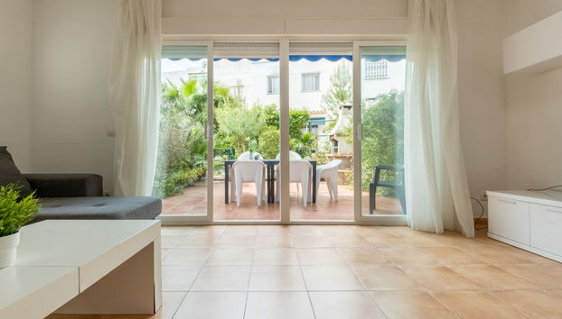 Haus mit 4 Schlafzimmern in Salou mit schwimmbad und garten - Foto 4