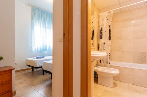 Photo 15 - 3 bedroom House in Salou with swimming pool and garden