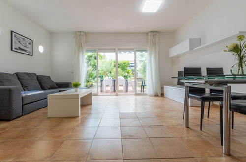 Photo 6 - 3 bedroom House in Salou with swimming pool and garden