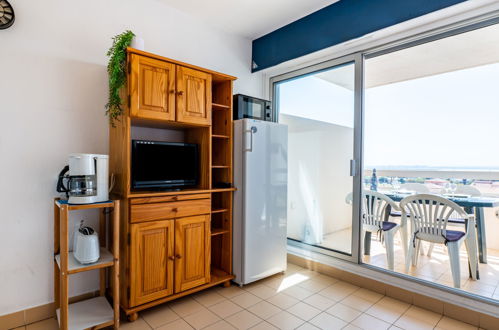 Photo 12 - 1 bedroom Apartment in Canet-en-Roussillon with terrace and sea view