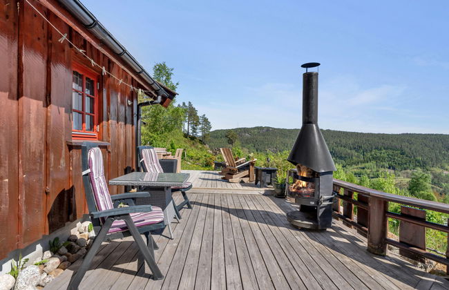 Casa de 4 quartos em Fossdal com jardim e terraço - Foto 8