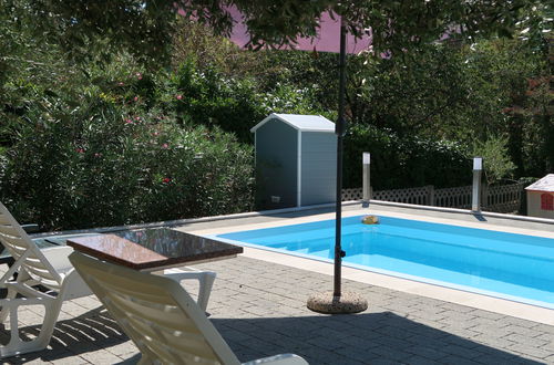 Photo 23 - 2 bedroom Apartment in Labin with private pool and garden