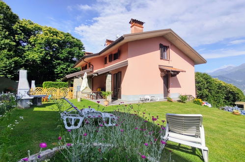 Photo 2 - Maison de 2 chambres à Colico avec piscine et vues sur la montagne