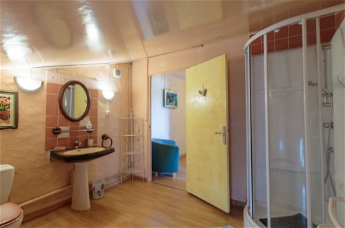 Foto 25 - Haus mit 4 Schlafzimmern in Bourg-Archambault mit privater pool und garten